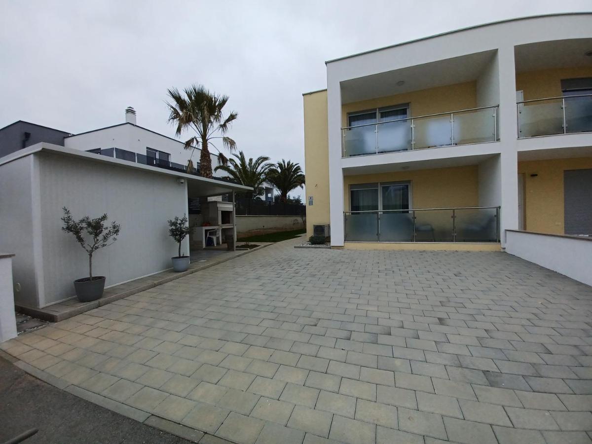 Apartments Leon 1 Novigrad  Luaran gambar