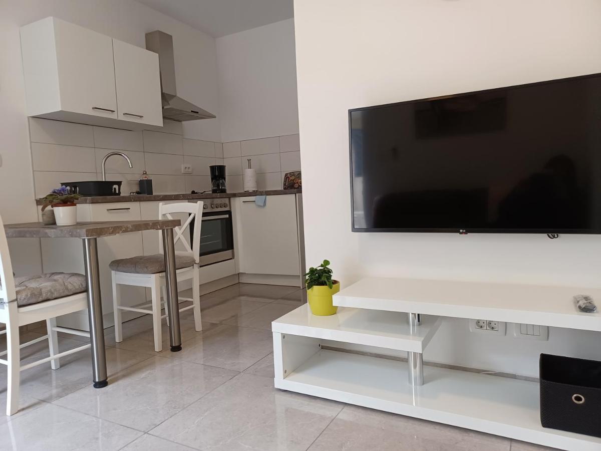 Apartments Leon 1 Novigrad  Luaran gambar